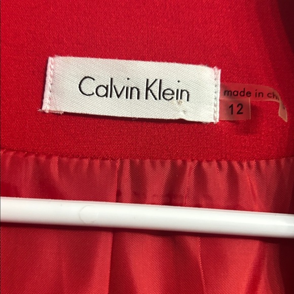 Calvin Klein Red Wrap Dress with Gold Insignia SZ 12 - Picture 2 of 9